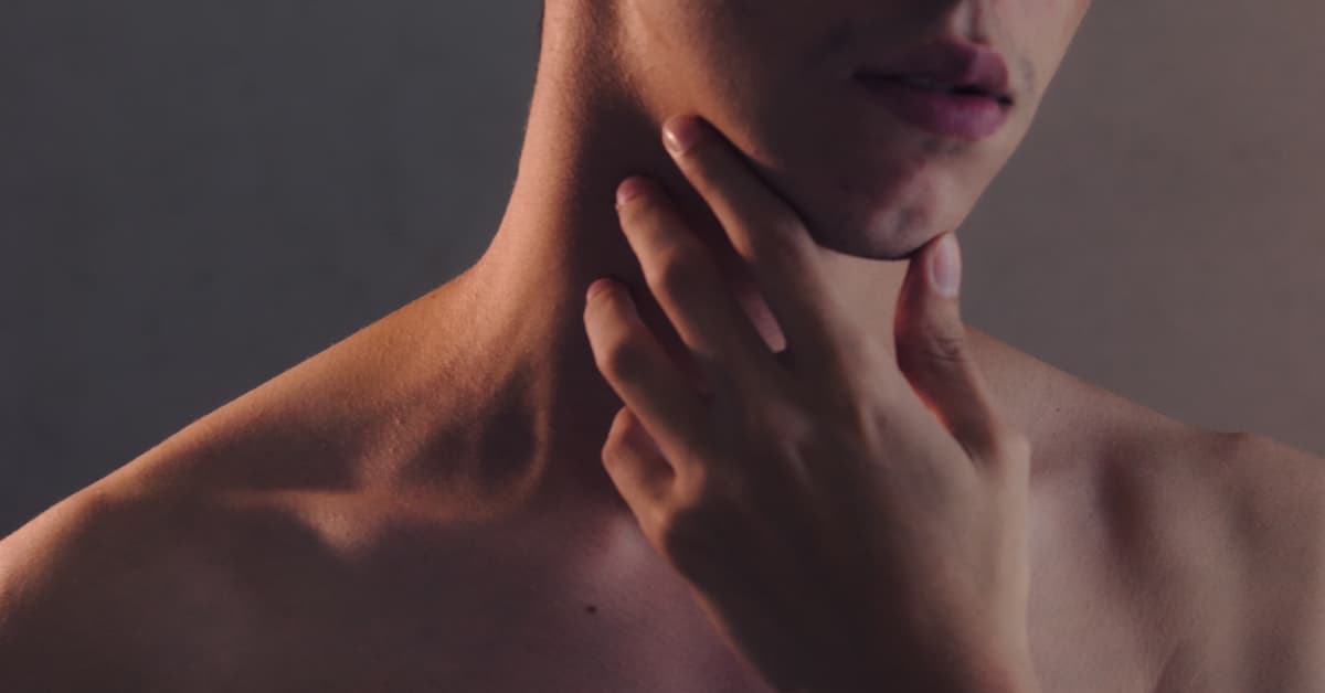 What are Sore Throat Symptoms & What Do They Mean?